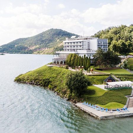 Hotel Eurobus Kaluža 외부 사진