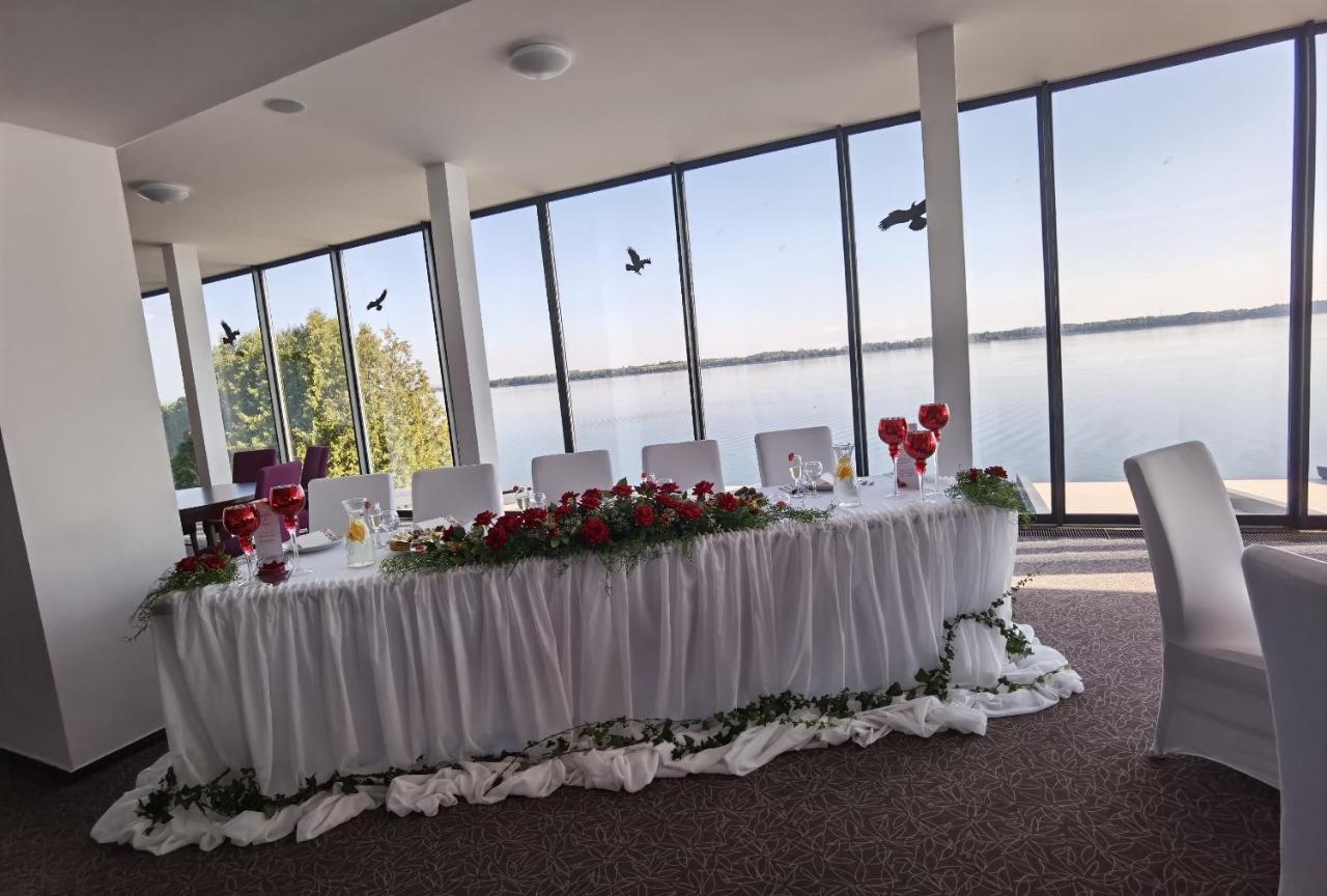 Hotel Eurobus Kaluža 외부 사진